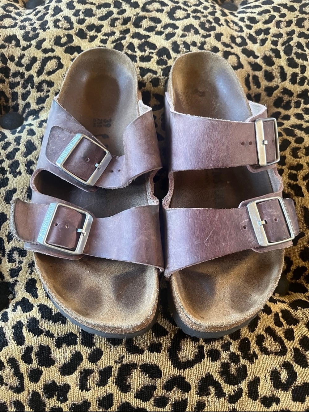 BIRKENSTOCK ARIZONA SANDALS DISTRESSED BROWN LEATHER 39. (8)
